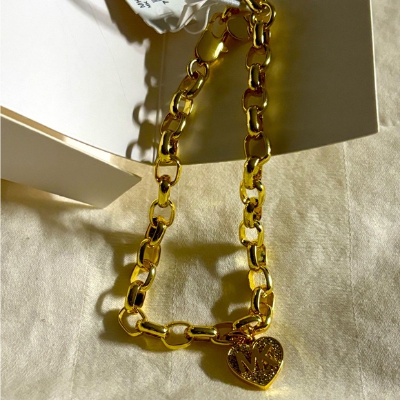 Brand New with tags Michael Kors Gold Bracelet - Picture 5 of 7